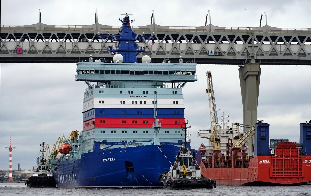 Arktika, vârful de lance al politicii Putin. Cum arată cel mai puternic spărgător nuclear de gheață