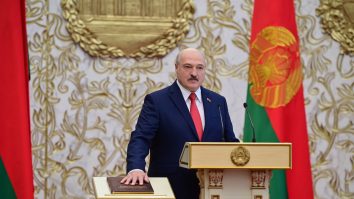 Lukashenko, confirmat președinte al Belarusului printr-o ceremonie secretă