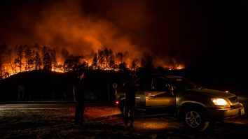 Incendiu uriaș în Valea Napa, cea mai importantă zonă viticolă a Californiei