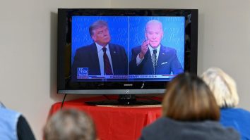 Au renunțat repede la politețuri. Biden: „Este cățelușul lui Putin!”. Trump: ”Să nu-mi spui că ești deștept”