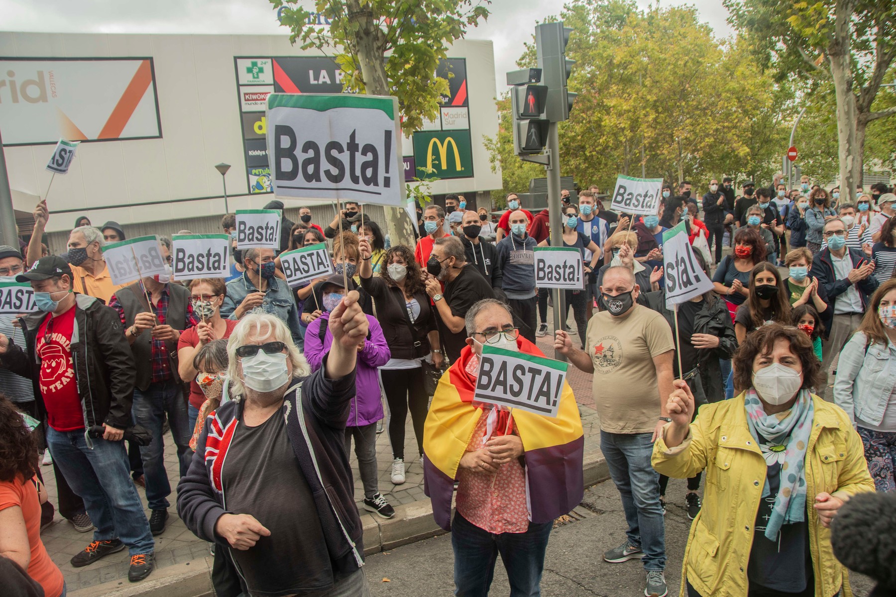 Madridul cere ajutorul armatei spaniole în lupta cu noul val de cazuri de coronavirus