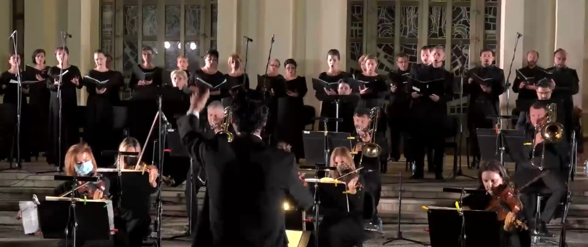 Comemorare a victimelor Covid-19, pe acorduri de Mozart. Artiștii au interpretat Recviem