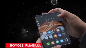 Royole, smartphone-ul pliabil cu 1,8 milioane de flexări garantate. Cât costă?