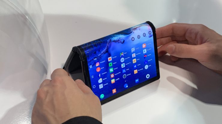 Royole FlexPai a fost primul telefon din lume cu ecran pliabil. Când se lansează a doua generație