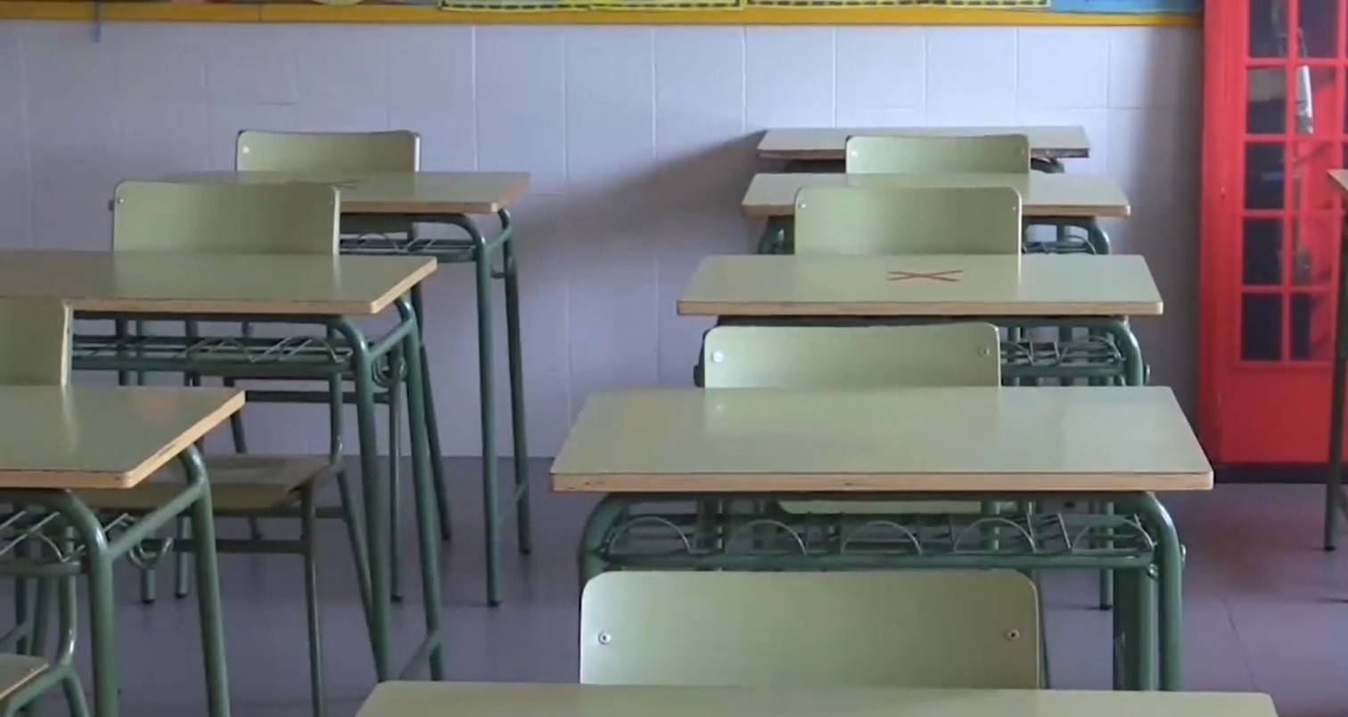 Sună clopoțelul pentru elevii din Spania. Uite în ce condiții se întorc la școală