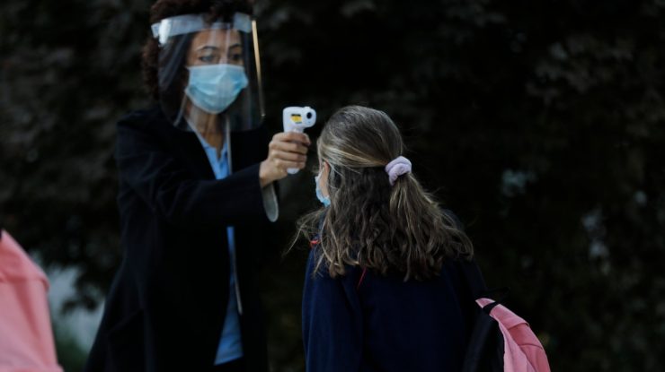 Temperatura nu reprezintă un test relevant pentru coronavirus, spun specialiștii