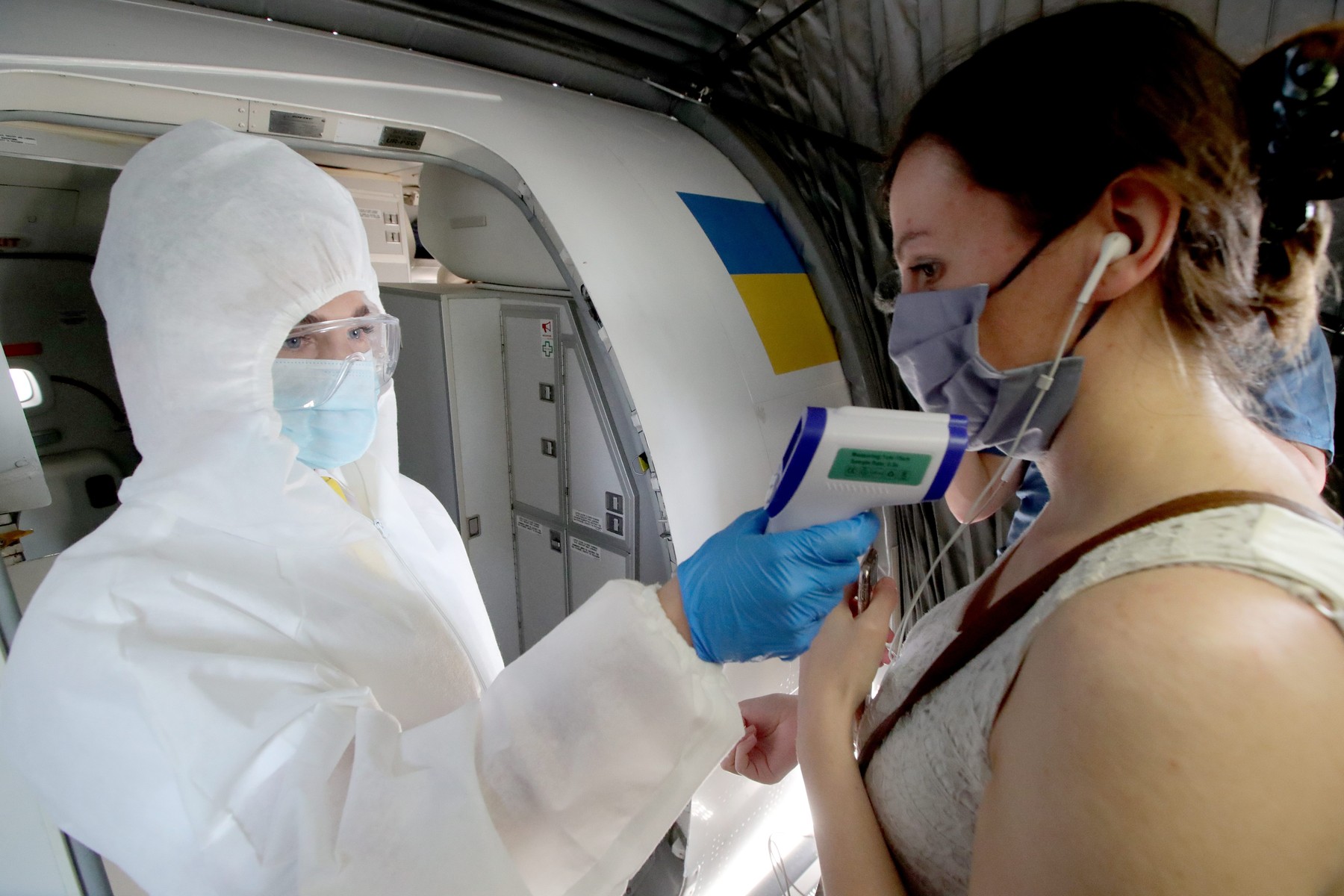 Sute de zboruri anulate, după ce un angajat al unui aeroport a fost depistat pozitiv cu varianta Delta a coronavirusului