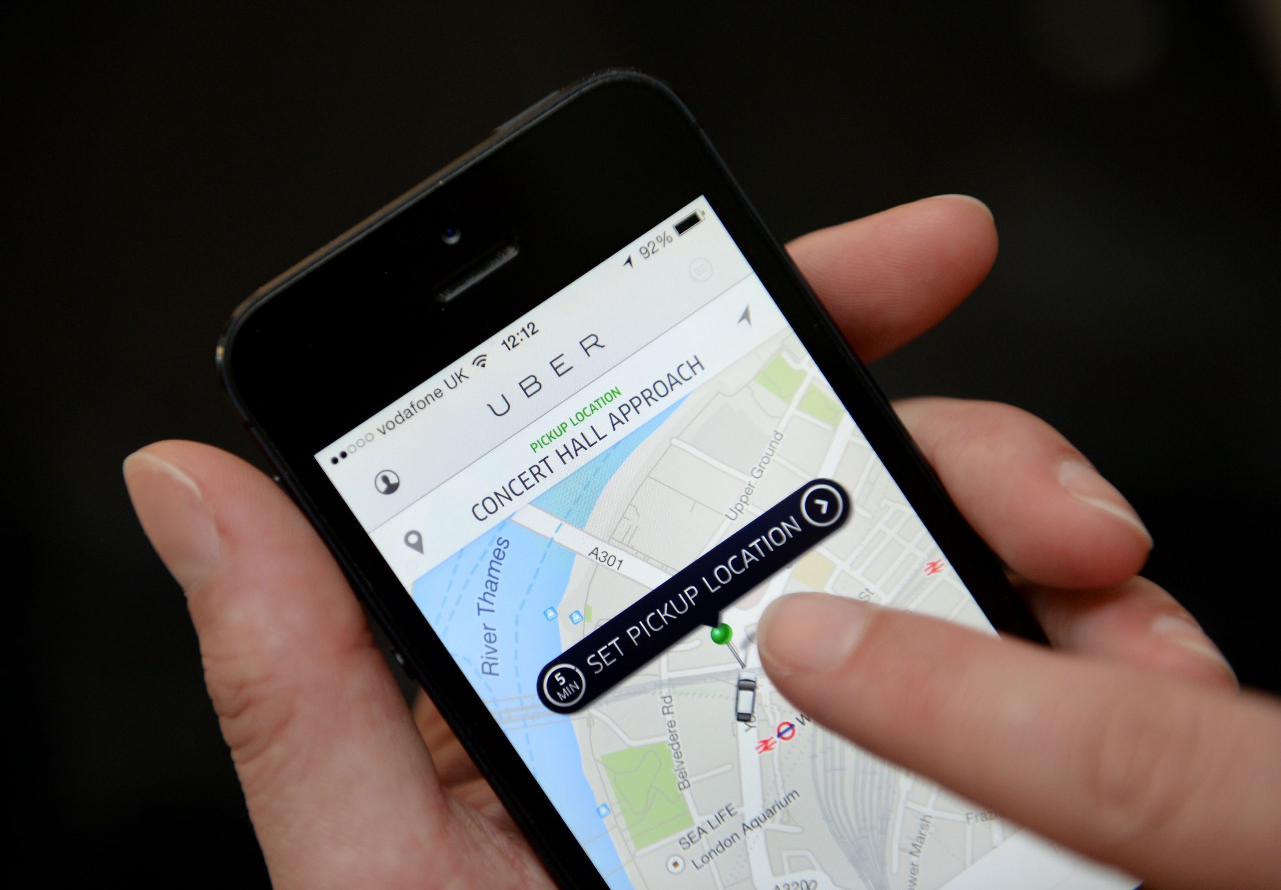 Uber a obținut licență de operare în Londra. Reacția Asociației Șoferilor de Taxi