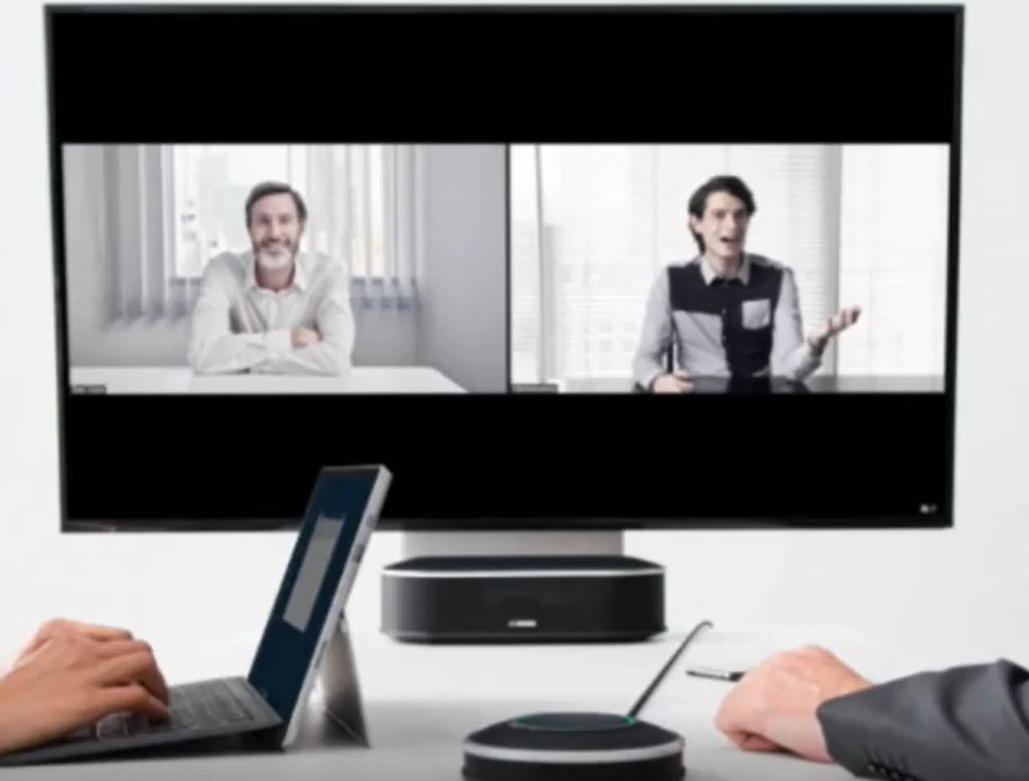 Cum să organizezi sesiuni pentru orele online, ținând departe musafirii nepoftiți. Te învață Bitdefender