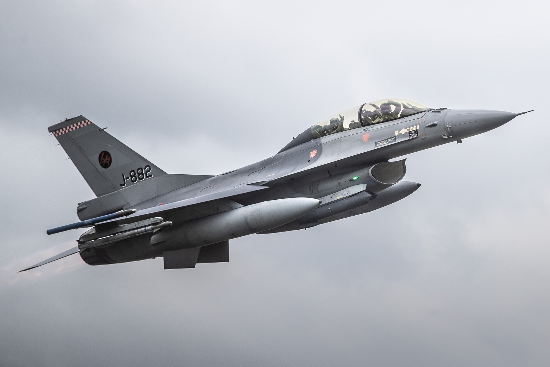 Armenia acuză Turcia de doborârea unui avion de luptă