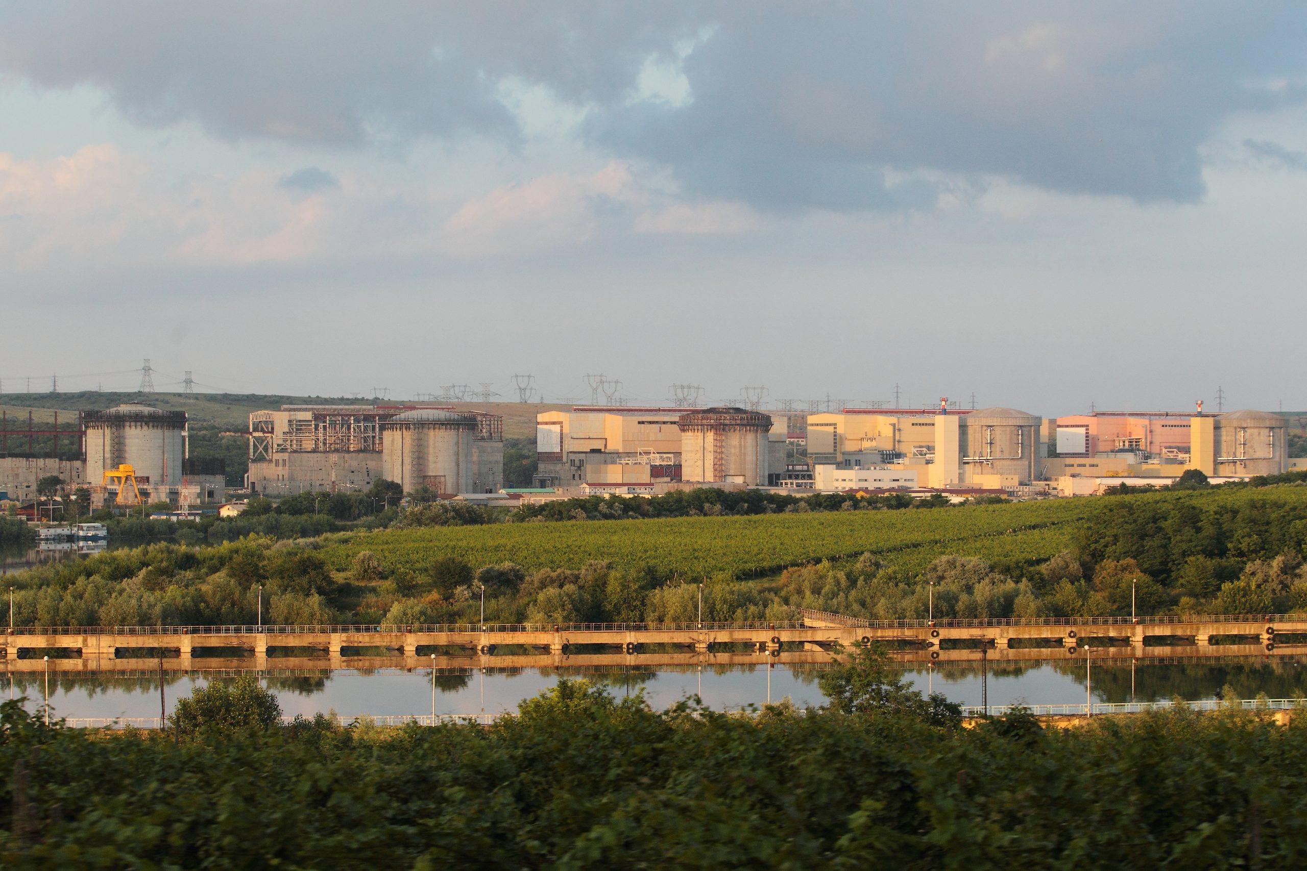 SUA se implică în modernizarea centralei nucleare de la Cernavodă. România primește o finanțare uriașă de la Washington