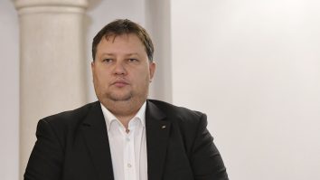 Un fost ministru ALDE va deschide lista PNL pentru Senat la alegerile parlamentare