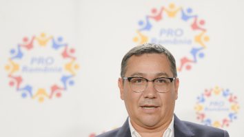 Ponta compară Colectiv cu Covid-19: Azi mor peste 60 de oameni zilnic și Iohannis nu cere vreo demisie. Nu mai protestează nimeni