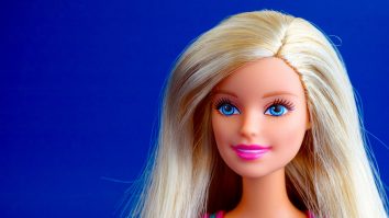 Păpușa Barbie devine eco cu un model din plastic reciclat