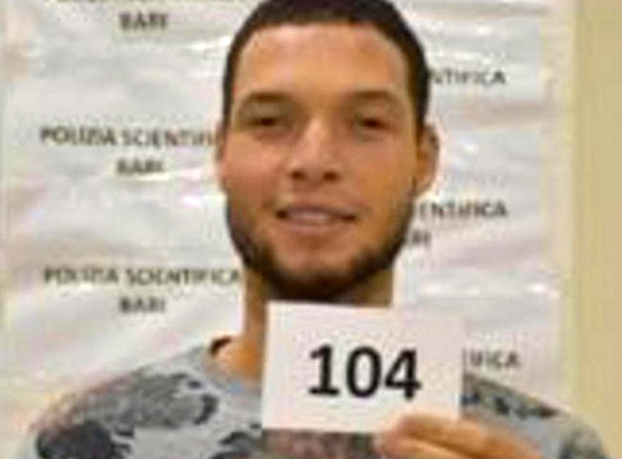 Cum a călătorit teroristul din Nisa prin Europa. Acum o lună, poza zâmbitor în Italia