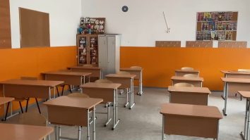 Numărul unităților de învățământ care funcționează în scenariul roșu a depășit 1.000