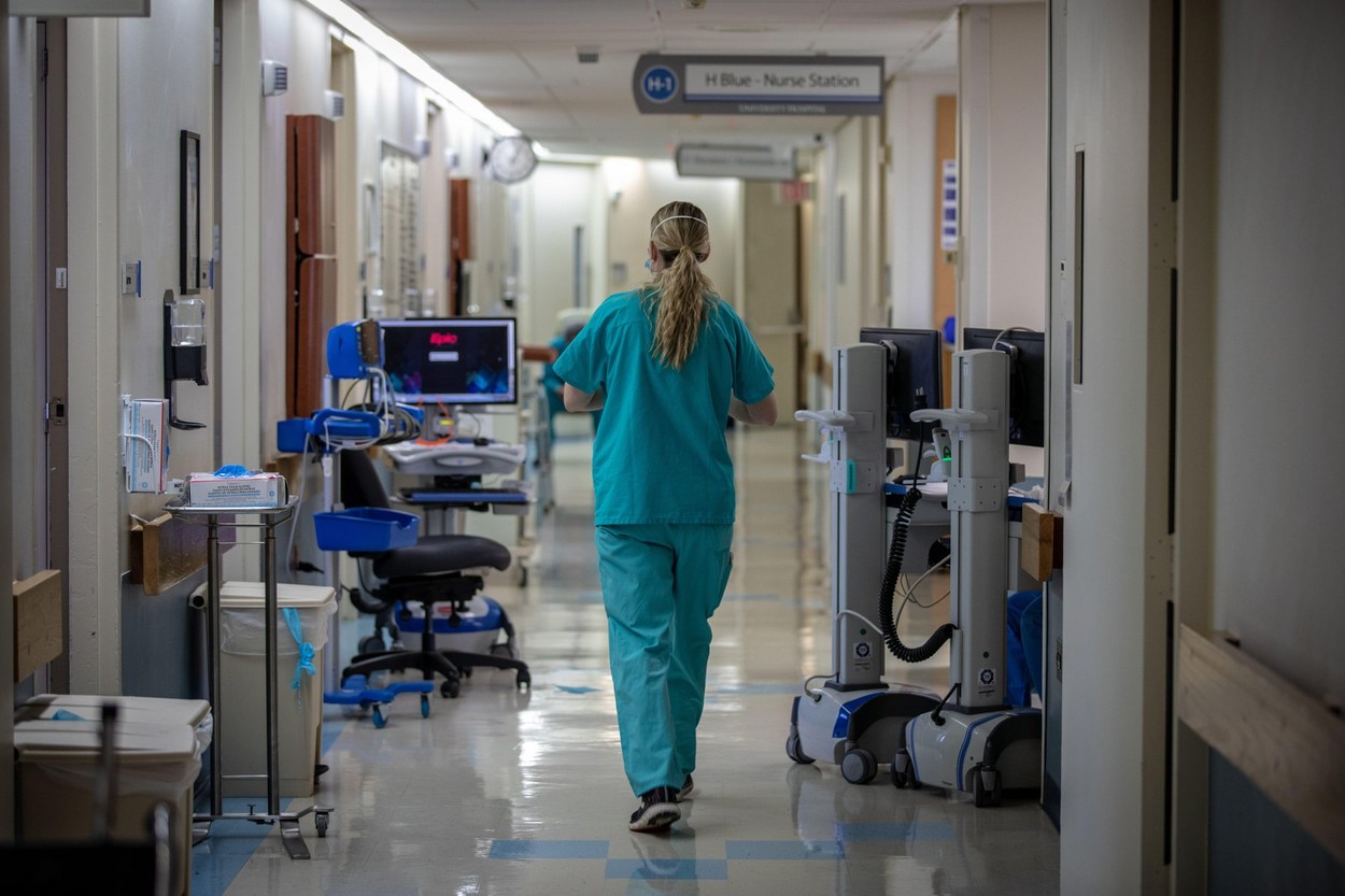 După ce revin din spital, unii pacienți cu COVID din America au de achitat facturi surpriză uriașe