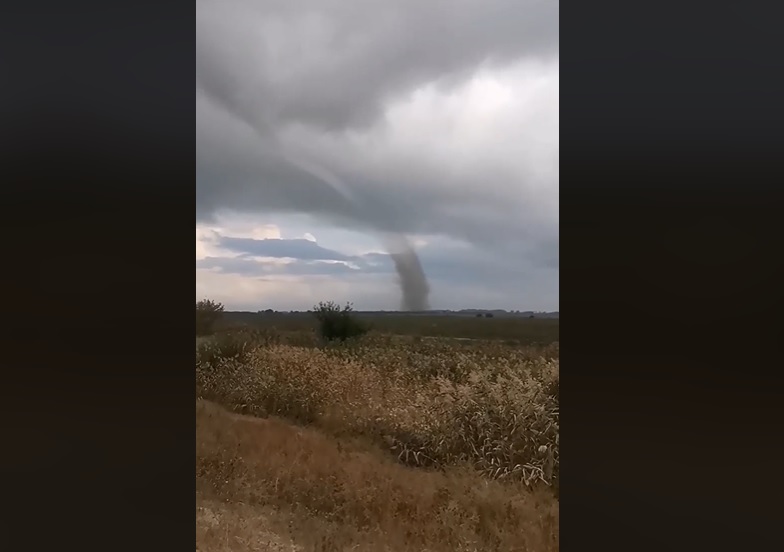 Tornadă în Tulcea, fals sau adevărat: „Arată pericolul care vine de la încălzirea globală”