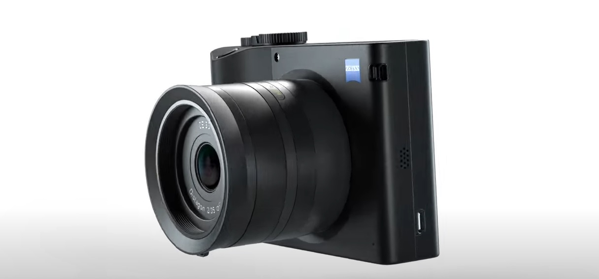 Camera de 6.000 de dolari, disponibilă la precomandă. Ce poate oferi Zeiss ZX1 full-frame