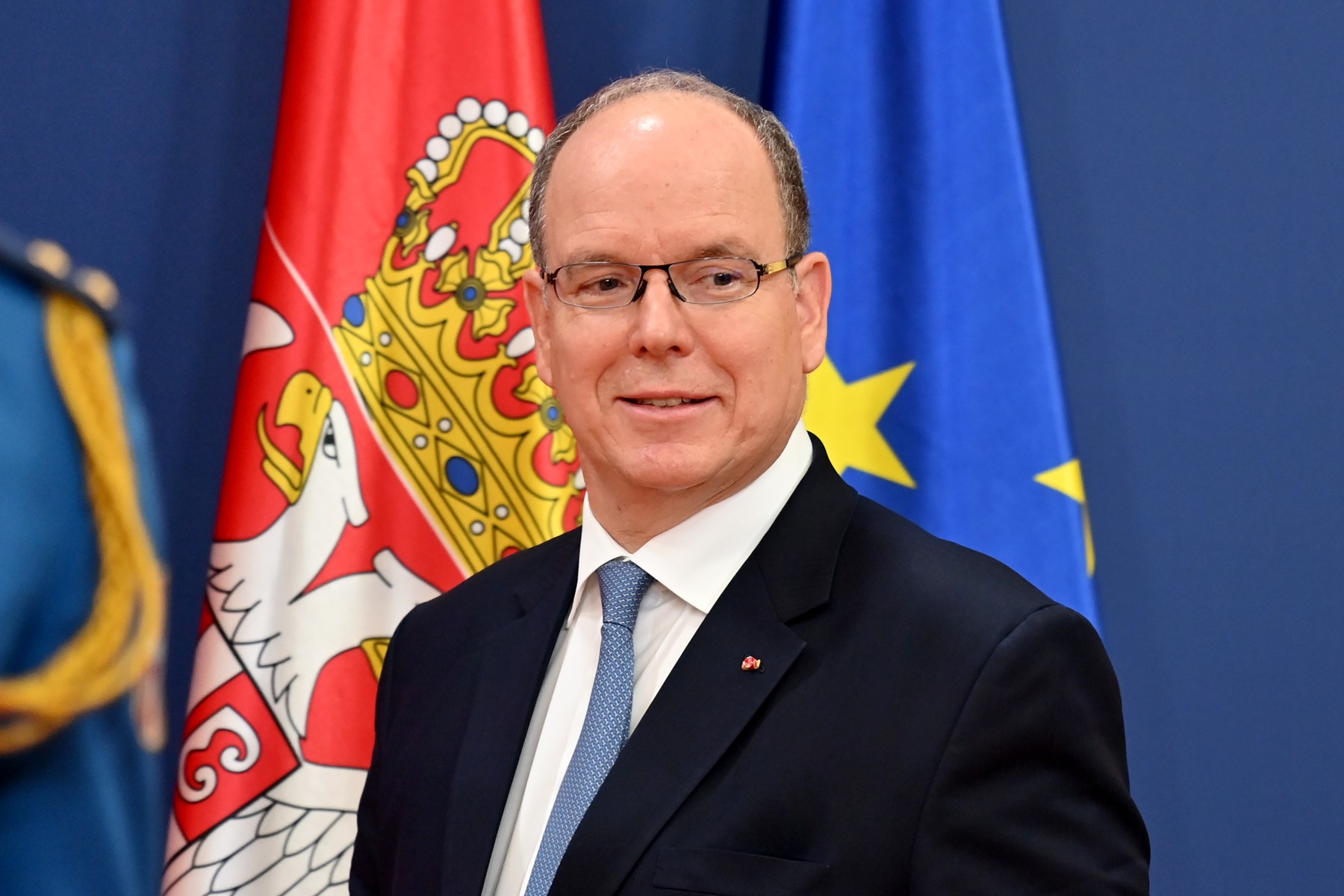 VIDEO. Au impus restricții mai dure după ce prințul Albert al II-lea de Monaco a mers la un party