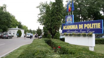 Poliția plagiatului a închis Academia de poliție