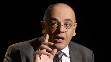 Arafat se așteaptă la creștere îndelungată: „Valul doi al pandemiei va ține pe toată durata iernii”