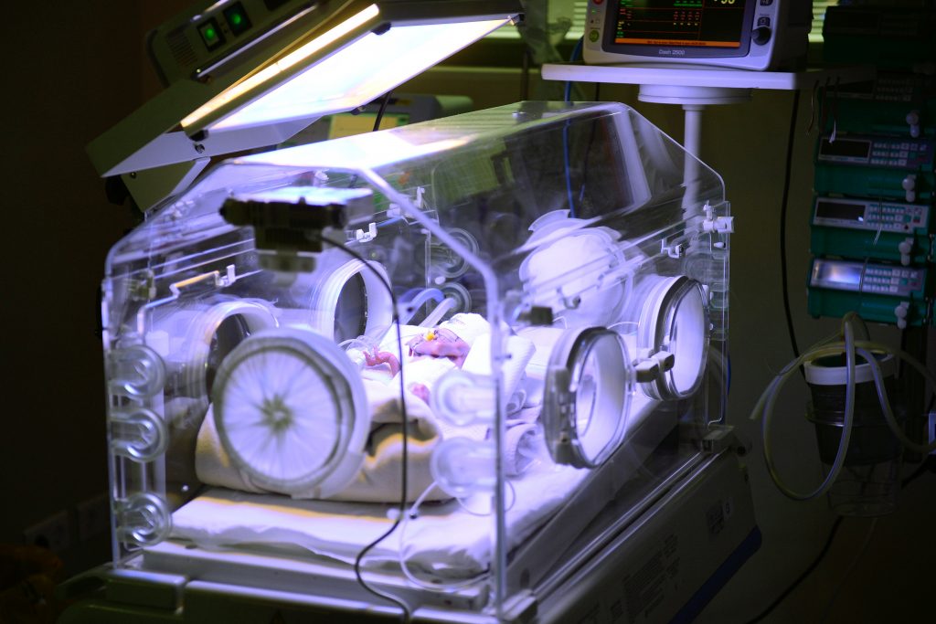 Secția ATI pentru bebeluși de la Spitalul Marie Curie