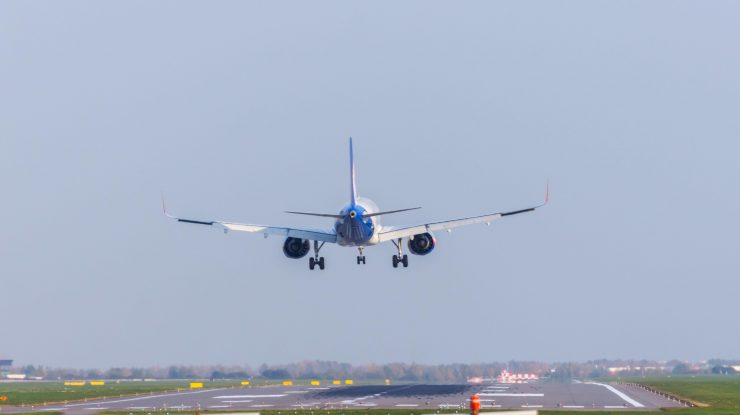 Blue Air schimbă programul de zbor către Marea Britanie, Spania, Belgia, Franța, Olanda și Danemarca