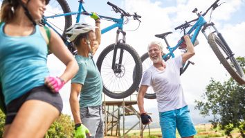 Camera Deputaților vrea parcări publice pentru bicicliști