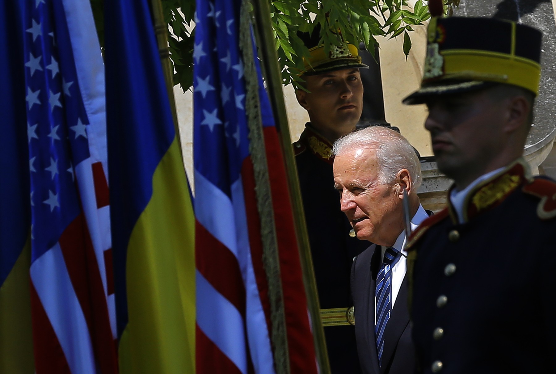 România, în scandalul Donald Trump – Joe Biden. Cum a început legătura familiei Biden cu Bucureștiul