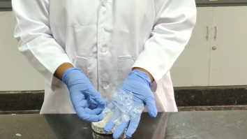 Bioplasticul, alternativa la plasticul care se descompune greu