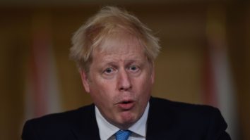 Boris Johnson ar fi avut o amantă. Dezvăluiri nedorite în mijlocul celei mai importante negocieri din Regatul Unit
