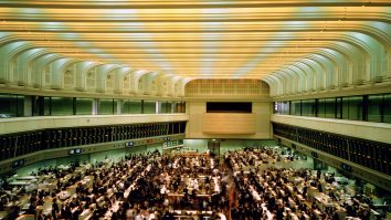 Bursa din Tokyo, închisă toată ziua de vineri din cauza unei probleme tehnice