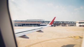 Peste 96% mai puțin pasageri călătoresc cu avionul în 2020, în Uniunea Europeană