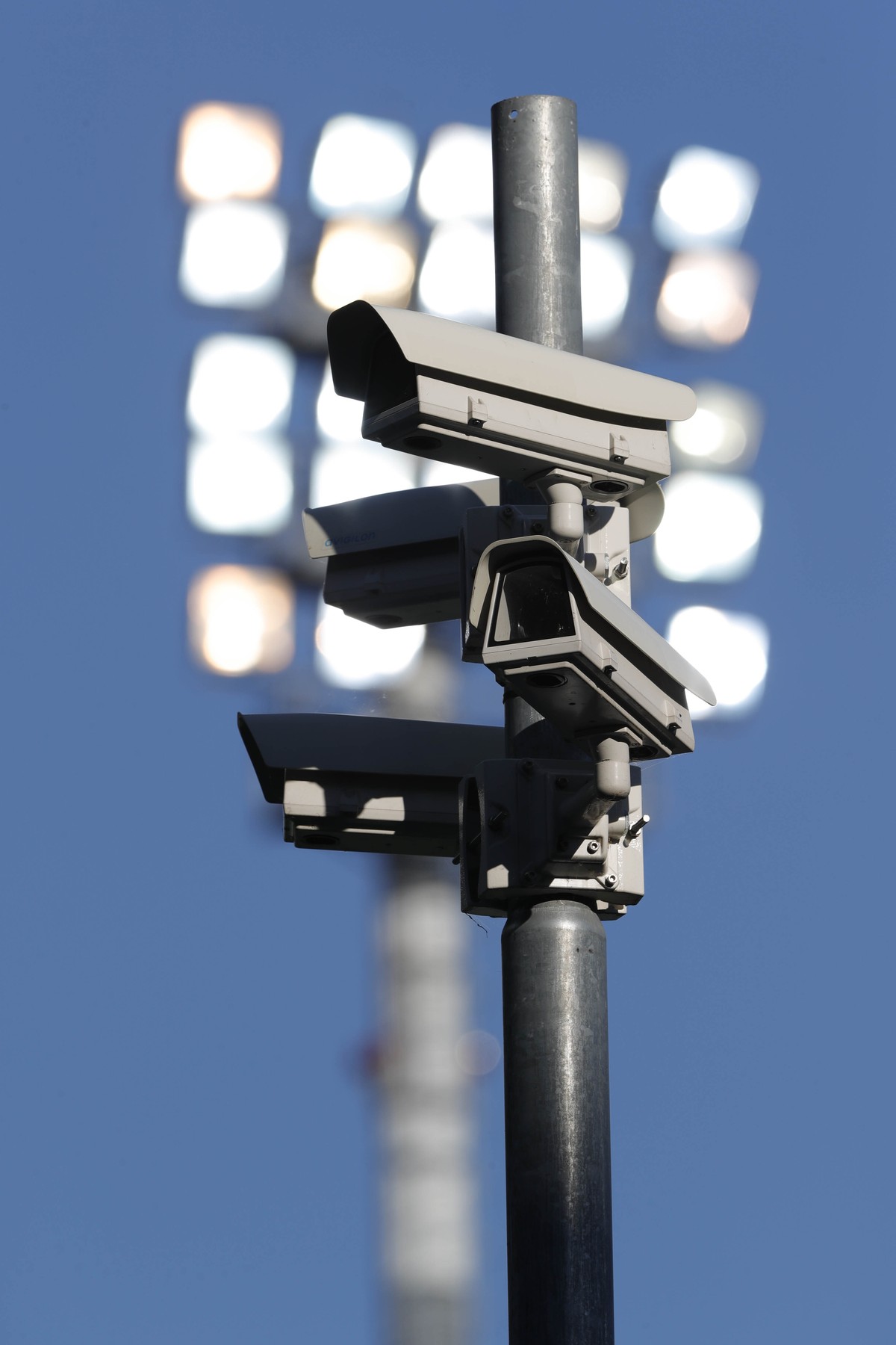 Sigur acasă. Tot mai mulți români vor să își monteze sisteme de securitate. Sfatul experților