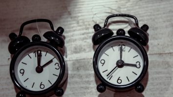 S-a schimbat ora pentru ultima dată. Parlamentul European a votat să nu mai trecem la ora de vară