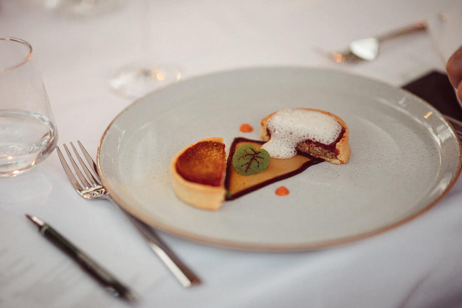 Bucătarii se adaptează. Un chef din Iași renunță la fine dining și gătește pentru corporatiști