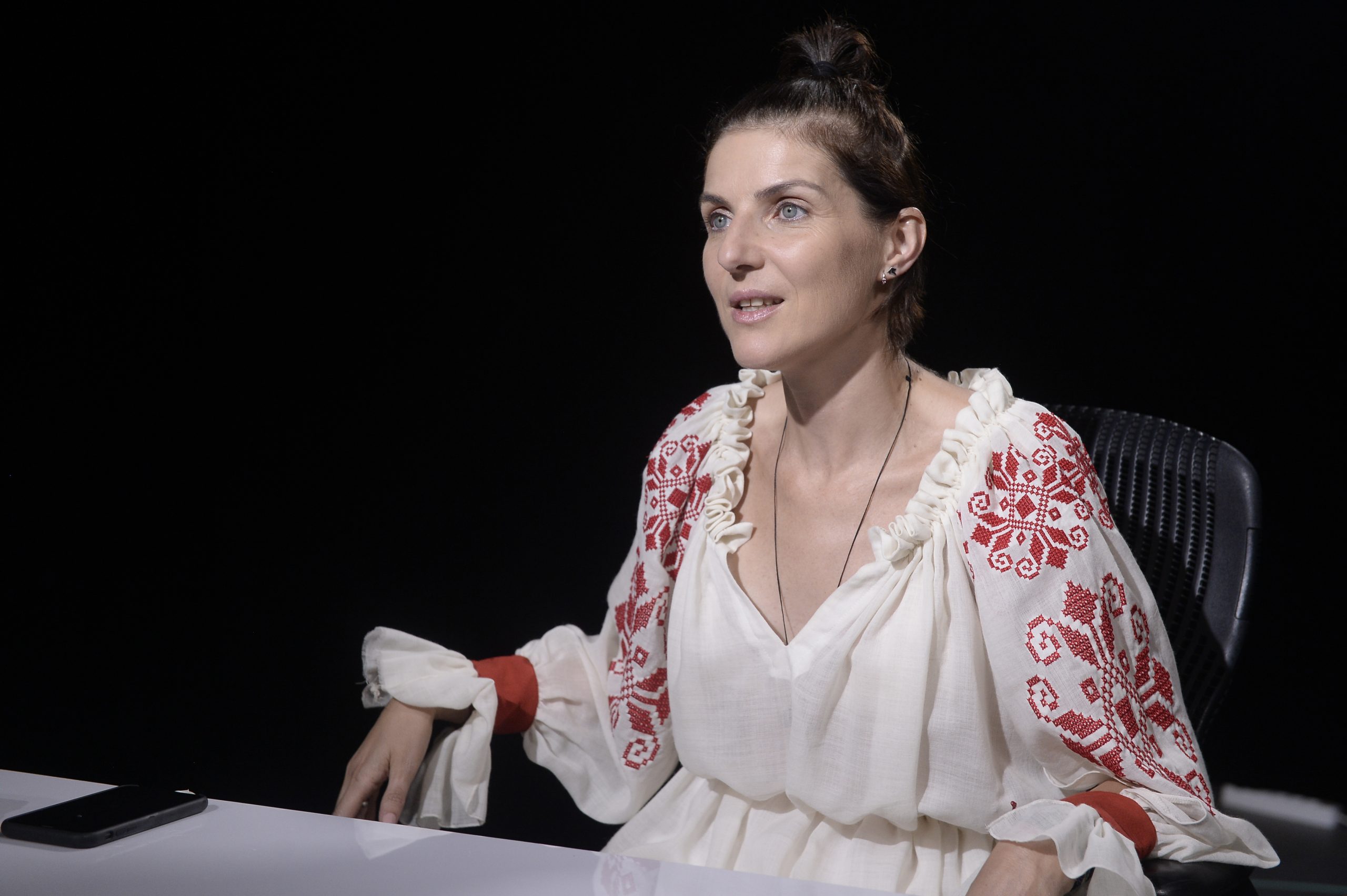 Chris Simion, despre închiderea teatrelor: Se pare că suntem o societate care trăiește bine mersi și fără cultură