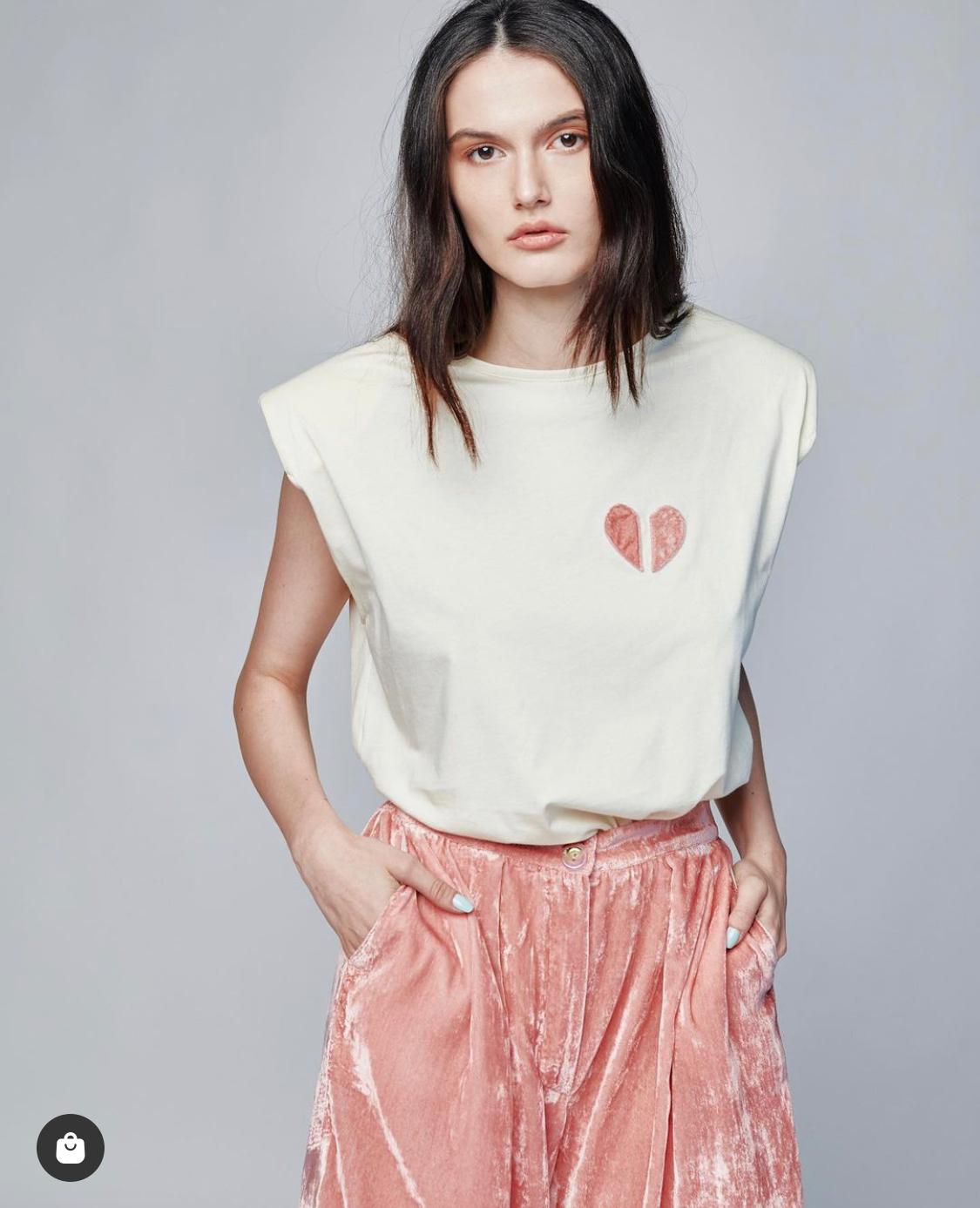 Colecție vestimentară marca Alice Stanca, plină de pozitivism