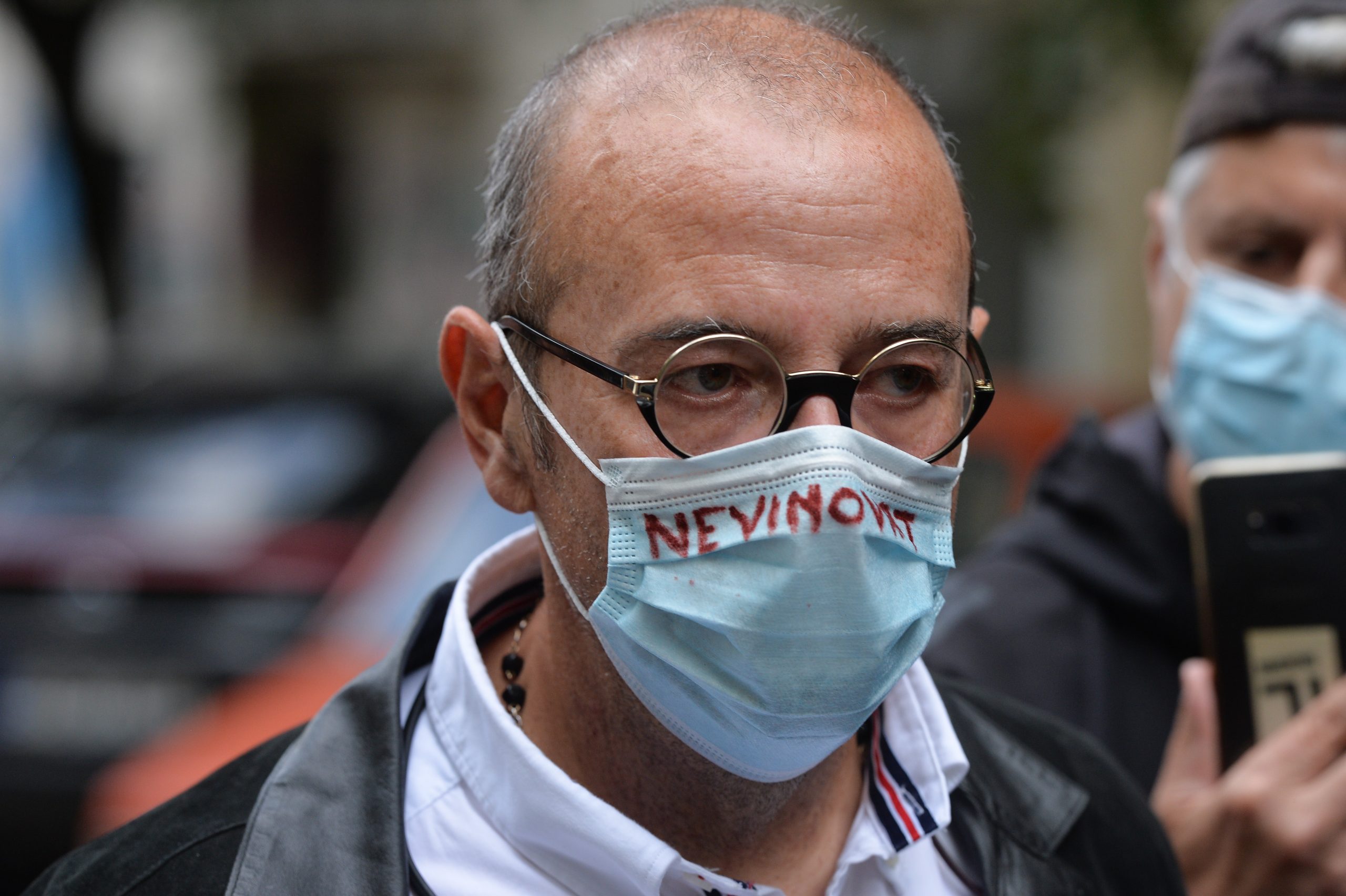 Angajări pe bandă rulantă, la Primăria Sectorului 5. Cristian Popescu Piedone va avea 160 de noi colegi