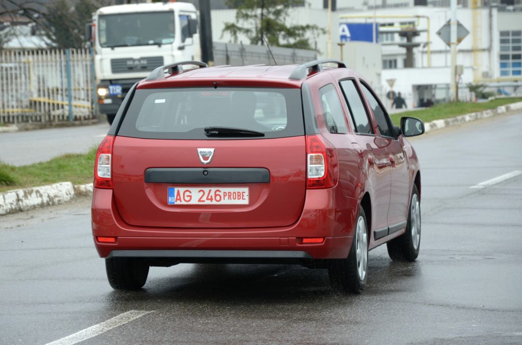 Grupul Renault opreşte producţia de Logan MCV la Mioveni