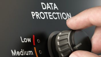 Precauți în mediul online. Românii nu își dau datele personale pe net