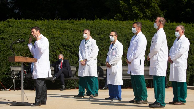 Sean Conley și echipa medicală, despre starea lui Trump: „De 72 ore, nu a mai fost pe tratament pentru febră”