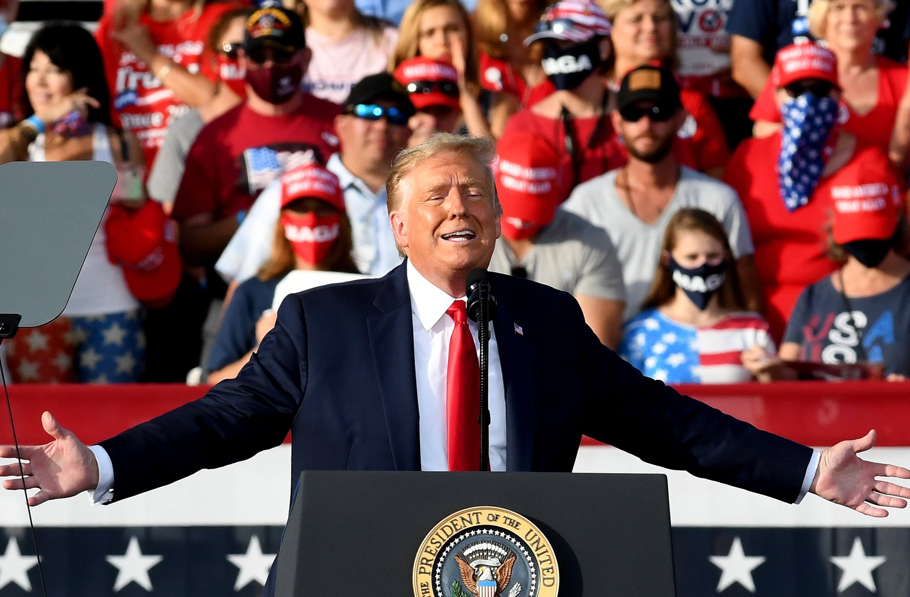 „Trump Pacificatorul”. După ce a împăcat Israelul și Emiratele Arabe Unite, Trump e arbitru în conflictul dintre Israel și Sudan