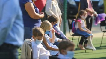 Conducerea Șincai neagă acuzațiile: „Elevul ascuns“ nu este confirmat cu Covid-19