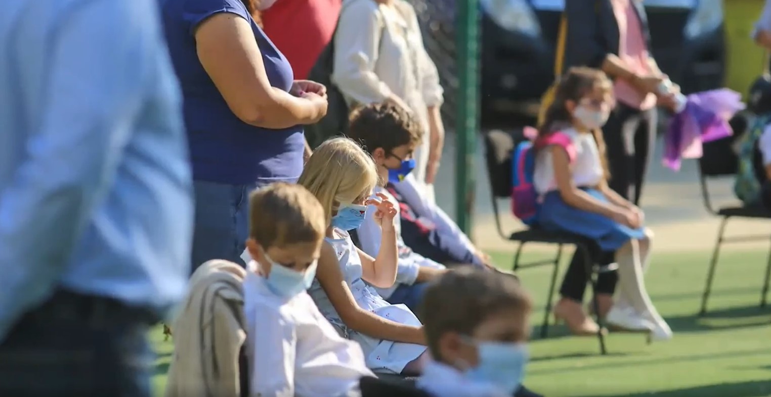 Conducerea Șincai neagă acuzațiile: „Elevul ascuns“ nu este confirmat cu Covid-19