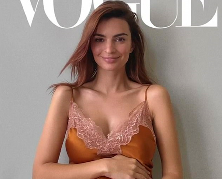 Emily Ratajkowski