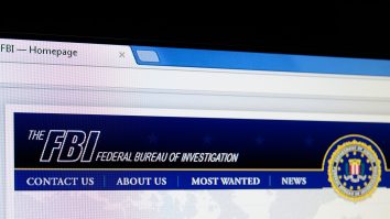 Rețea internațională de spălare de bani, destructurată de FBI și Europol. Cum acționau infractorii