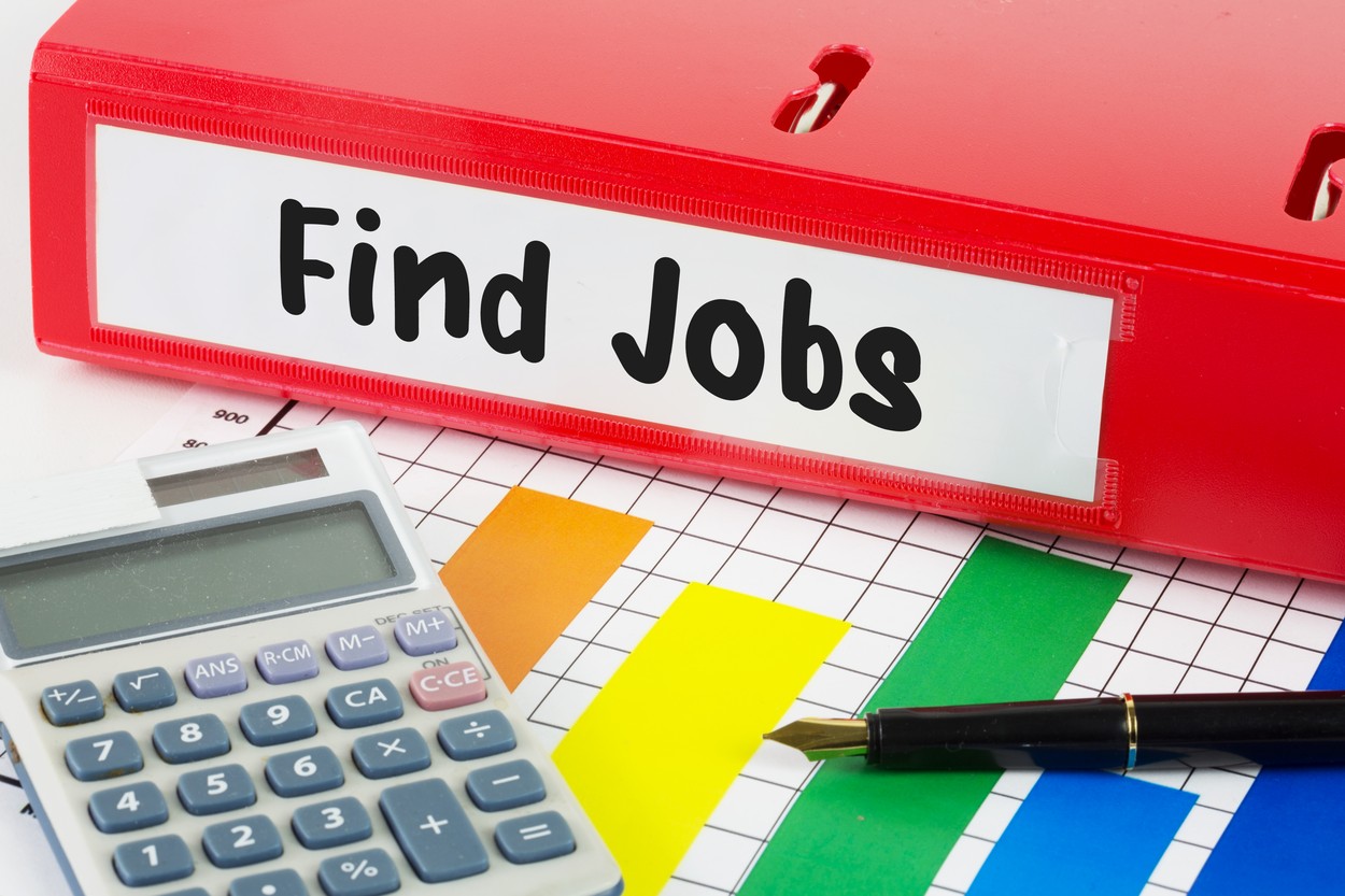 Șomajul în rândul tinerilor din România, cronic. Suntem primii în Europa cu cel mai mare nivel al sărăciei celor angajați