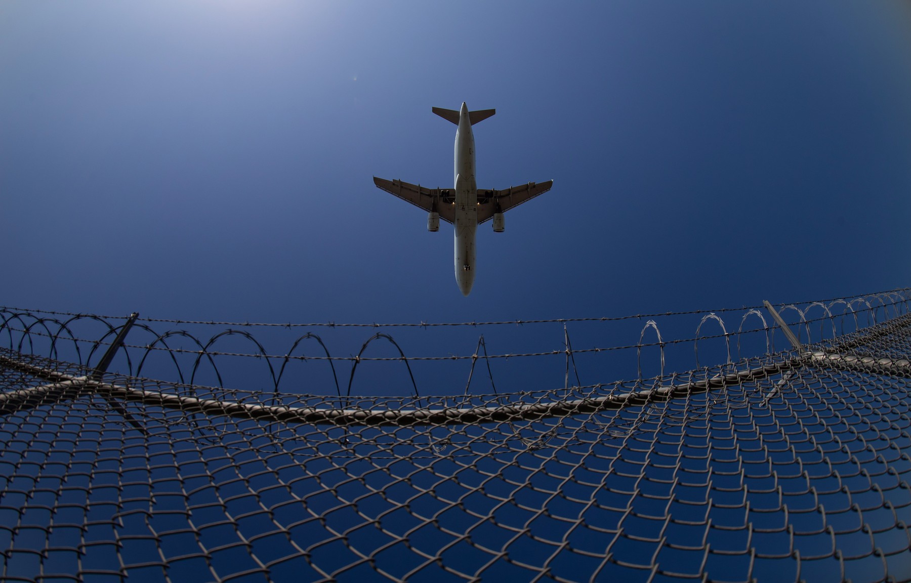 Un spital olandez transportă pacienţii de Covid în Germania cu elicopterul